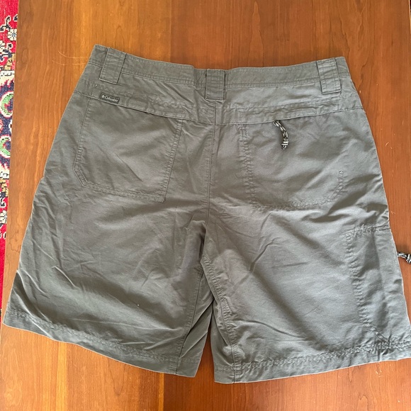 NWOT Columbia Mens Cargo Shorts - Picture 2 of 5